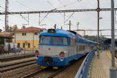 15.10.2016 - Čerčany: 451 045-9/451 046-7, Os 2519 © Jiří Řechka