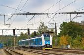 15.10.2016 - Čerčany: 661 003-4/660 003-5, zvl. vlak 10703 © Jiří Řechka