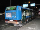 31.05.2012 - Praha hl.n.: autobus Airport Expressu zastavil před zastávkou © PhDr. Zbyněk Zlinský