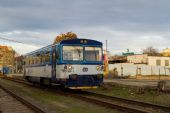 10.12.2016 - Praha-Smíchov Na Knížecí: 810 306-1, Os 25918 - poslední odjezd za světla © Jiří Řechka