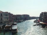 Venezia: čilý lodní provoz pod mostem Rialto © Tomáš Kraus, 7.9.2016