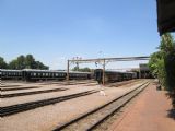 4.11.2016 - Pretória, Rovos Rail Station, odstavené a vagóny pripravované na odchod o 15,00  ©Juraj Földes