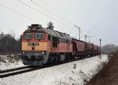 28.1.2017: Lokomotiva MÁV 628.309 na nákladním vlaku u zastávky Zsigmondháza © Pavel Stejskal