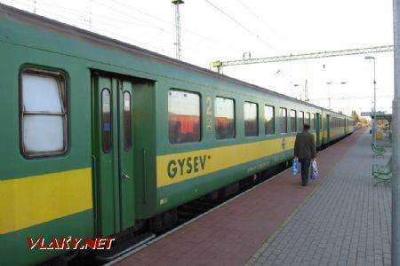 29.12.2016 - Szentgotthárd: ex-rakouské GySEV Bpz na vlaku do Soproně © Dominik Havel