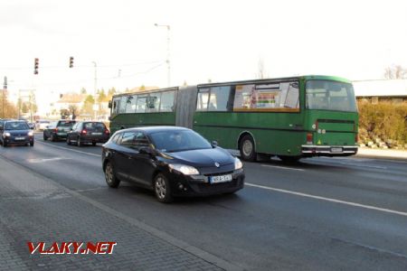 29.12.2016 - Veszprém: obstaróžní Setra projíždí kolem autobusového nádraží © Dominik Havel