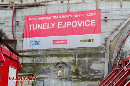2.5.2017 - Kyšice, Ejpovický tunel: patronka tunelářů Sv. Barbora © Jiří Řechka