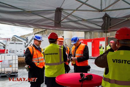 2.5.2017 - Kyšice, Ejpovický tunel: ministr dopravy Dan Ťok a generální ředitel SŽDC Pavel Surý © Jiří Řechka