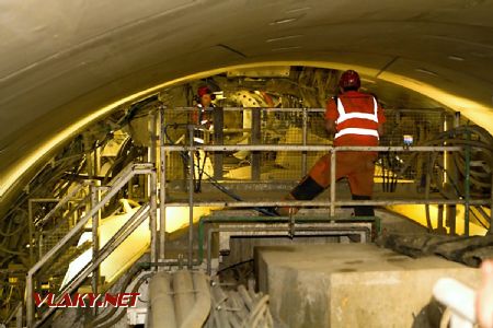 2.5.2017 - Kyšice, Ejpovický tunel: příprava na uložení tunelového segmentu © Jiří Řechka