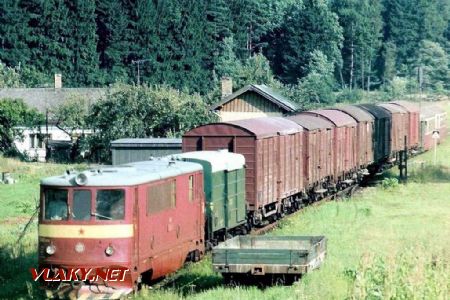 31.08.1989 - odbočka Kanclov: TU 47.008 s nákladním vlakem © Jiří Novák; zdroj: www.prototypy.cz