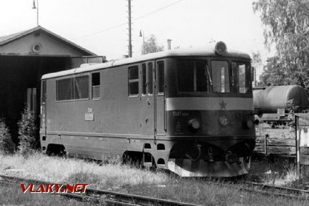 21.08.1987 - Jindřichův Hradec: TU 47.0009 v depu © Josef Motyčka; zdroj: www.prototypy.cz
