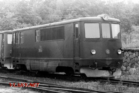 31.08.1980 - Frýdlant v Čechách: neprovozovaná T 47.020 ve strojové stanici © Josef Motyčka; zdroj: www.prototypy.cz