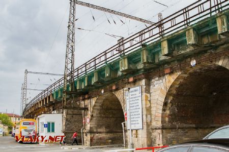 25.05.2017 - Praha-Karlín: Negrelliho viadukt a Ústřední autobusové nádraží Florenc © Jiří Řechka