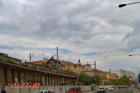 25.05.2017 - Praha-Karlín: spojovací viadukt © Jiří Řechka