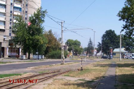 10.08.2009 - Debrecen, pripojenie trate z vozovni do obratiska Nagyállomás, villamos © Michal Čellár