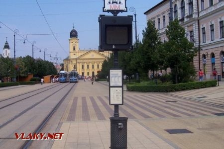 10.08.2009 - Debrecen, Városháza, označenie zastávky smer Kossuth tér © Michal Čellár