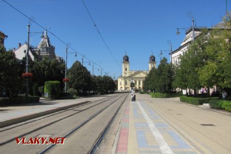 28.08.2016 - Debrecen, Városháza, priestor zastávky, smer Kossuth tér © Michal Čellár