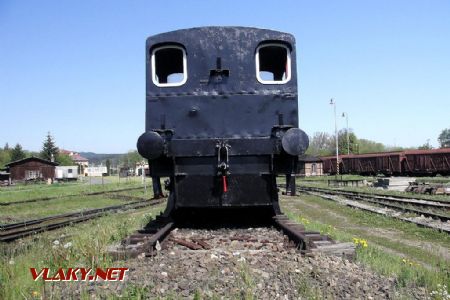 21.05.2005 - Meziměstí: 210.901- atrapa parní lokomotivy; přestavba motorové BN 60-3842 © PhDr. Zbyněk Zlinský