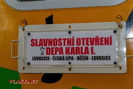 27.6.2017 - Lovosice, depo JKV: směrová tabule na voze zážitkového vlaku © Jiří Řechka
