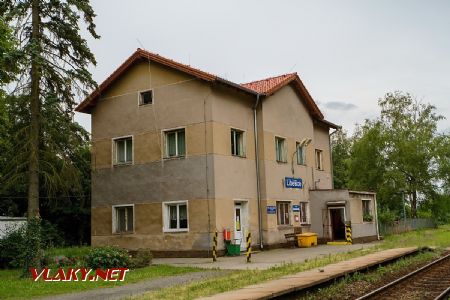 27.6.2017 - Liběšice: výpravní budova © Jiří Řechka