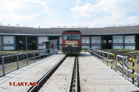 23.04.2011 - DPOV Přerov: 799.011-2 na točně © PhDr. Zbyněk Zlinský