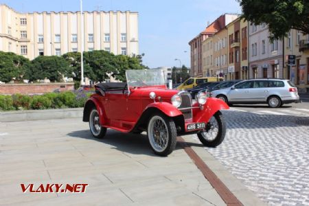 26.08.2017 - Hradec Králové, Masarykovo nám.: ''ajrovka červená'' ... © PhDr. Zbyněk Zlinský