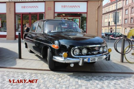 26.08.2017 - Hradec Králové, Masarykovo nám.: Tatra 603 © PhDr. Zbyněk Zlinský