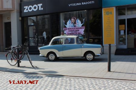 26.08.2017 - Hradec Králové, Masarykovo nám.: německý automobil Glas Isar © PhDr. Zbyněk Zlinský