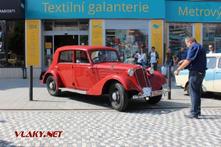 26.08.2017 - Hradec Králové, Masarykovo nám.: Tatra 75 © PhDr. Zbyněk Zlinský