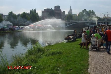 26.8.2017 - Hradec Králové: nábřeží hasičů © Pavel Šmídek