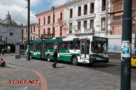 2017 – MHD Quito, vozidlá pre vyvýšené nástupištia, Ekvádor © Tomáš Votava
