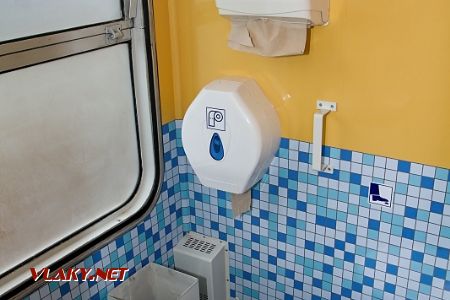 13.9.2017 - osobní vůz: revitalizovaná toaleta © Jiří Řechka