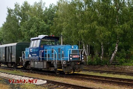 11.8.2017 - Březnice: 708.703, obsluha místní vlečky © Jiří Řechka