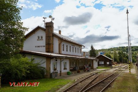 13.8.2017 - Vimperk: výpravní budova © Jiří Řechka