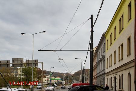3.11.2017 - Praha-Libeň: začátek napájecího úseku © Jiří Řechka