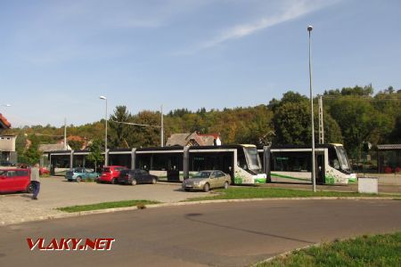 Miskolc: tramvaje typu Škoda 26T stojí odstavené na konečné linky 1 Felső-Majláth, 28.09.2017 © Dominik Havel