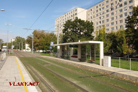 Miskolc: zastávka Alsó-Majláth na nové tramvajové trati, 28.09.2017 © Dominik Havel