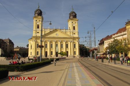 Debrecen: kalvínská katedrála je dominantou centrálního náměstí, 28.09.2017 © Dominik Havel