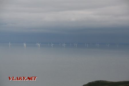 21.08.2017 - Wales, Llandudno - Great Orme - větrné elektrárny v moři © Michal Fichna