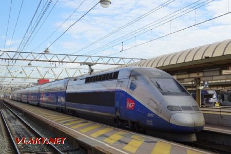 Lyon Part-Dieu, jednotka TGV typu 2N2 Euroduplex, 29.9.2017 © Jiří Mazal