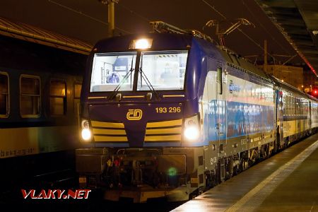 08.12.2017 - Praha hl.n.: 193.296, EC 178 © Jiří Řechka