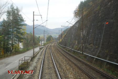 V tomto mieste bude nová trať približne kopírovať stávajúcu, 1.11.2017 © Kamil Korecz