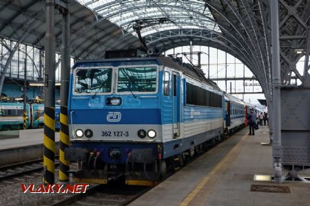 2.1.2018 - Praha hl.n.: 362.127, Ex 560 © Jiří Řechka