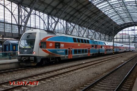 2.1.2018 - Praha hl.n.: 471.033 © Jiří Řechka