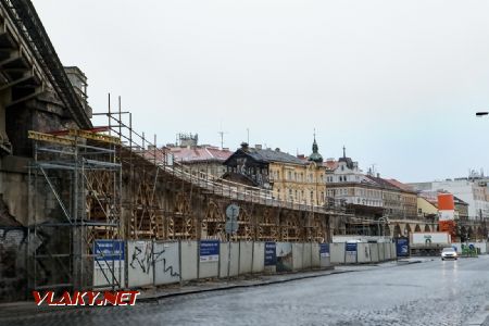 2.1.2018 - Praha-Karlín: rekonstrukce spojovacího Karlínského viaduktu © Jiří Řechka