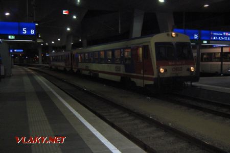 15.12.2017 - ÖBB 5047 032-7 v žst. Wien Hbf © Oliver Dučák