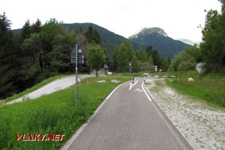 14.07.2017 – cyklostezka na Brennerské dráze: křížení s cestou © Dominik Havel