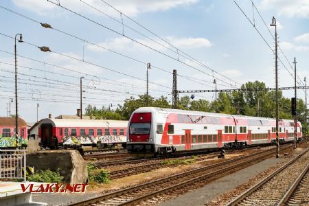 29.08.2017 - Nové Zámky: 971.012/671.012 při příjezdu © Jiří Řechka