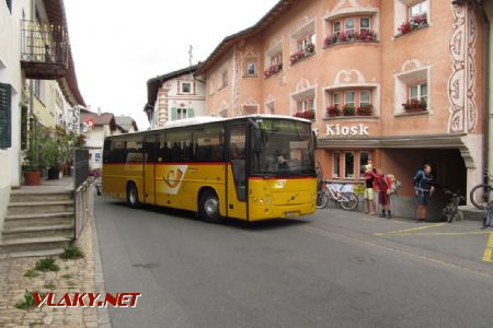 15.07.2017 – Sta. Maria Val Müstair: první autobus linky 821 (končící na Stelviu) přijíždí do zálivu © Dominik Havel