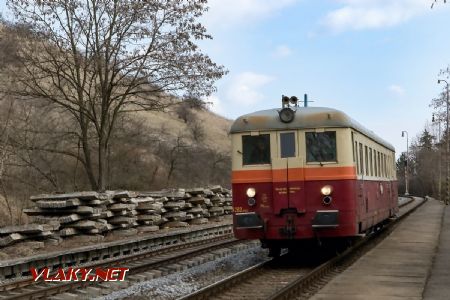 24.3.2018 - Praha-Žvahov: M 262.1117, Os 7751 © Jiří Řechka