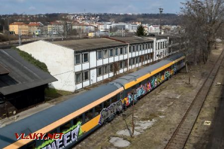 24.3.2018 - Praha-Smíchov: už i na žluté vlaky došlo © Jiří Řechka